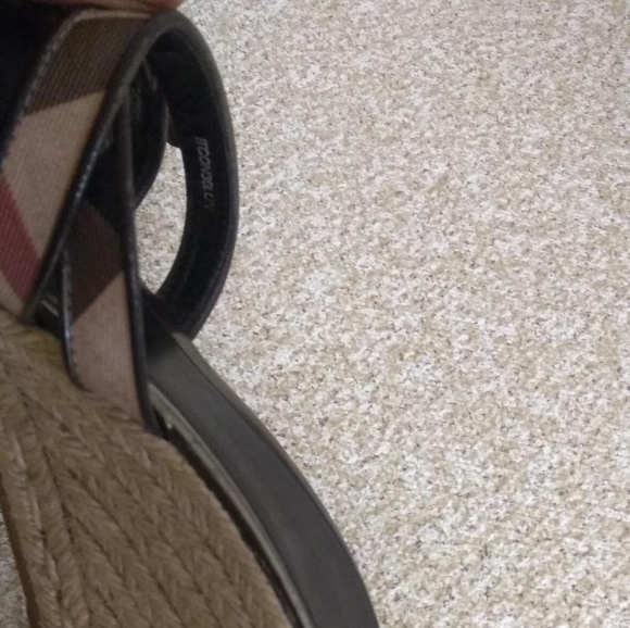 Burberry Novacheck Slide Wedge Sandals - Picture 7 of 7